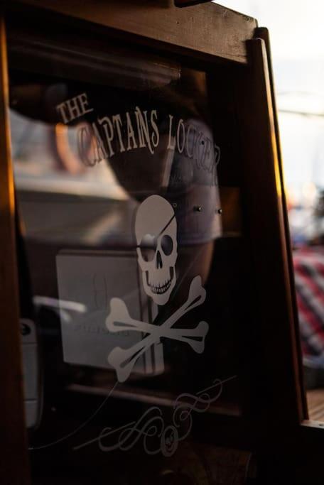 The Captains Locker - 30Ft Yacht San Miguel de Abona Exterior foto