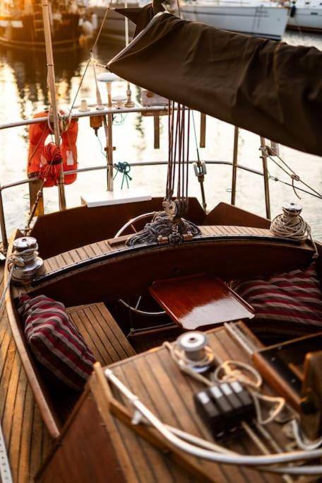 The Captains Locker - 30Ft Yacht San Miguel de Abona Exterior foto