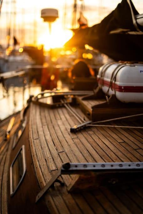The Captains Locker - 30Ft Yacht San Miguel de Abona Exterior foto